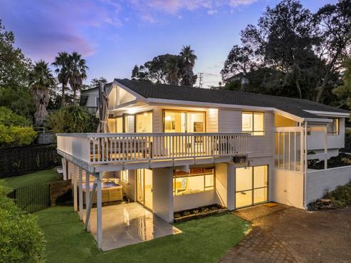 42 Deuxberry Avenue, Northcote