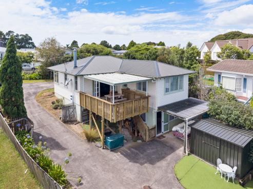 15 Darcy Place, Massey