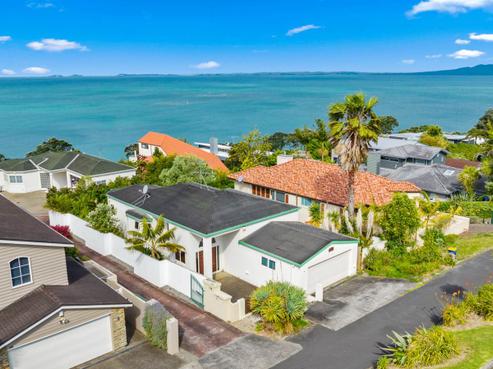 42 Sharon Road, Waiake