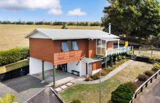 40A  Sergeant Road, Awhitu