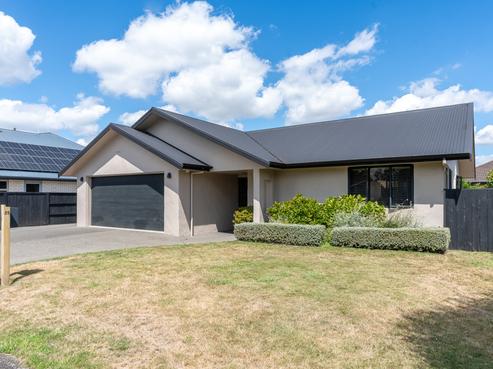 35 Haswell Place, Huntington