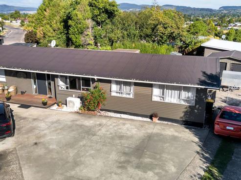 10 Bay Grove, Pukehangi