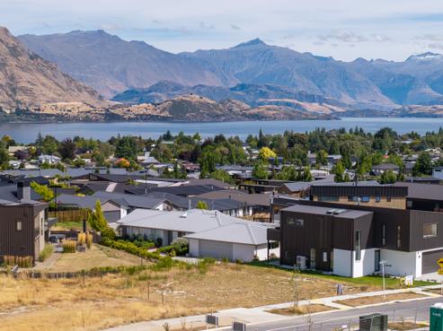 16 Ernies Way, Wanaka