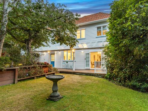 37 Messines Road, Karori
