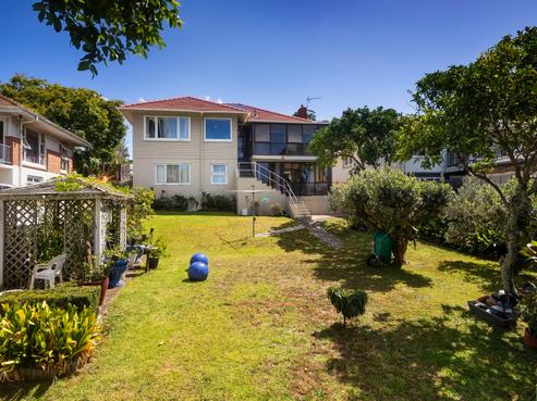 106 Mount Albert Road, Mount Albert