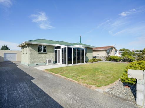35 Kelso Crescent, Strathern