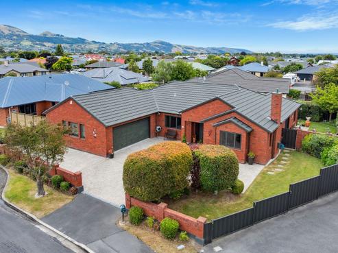 3 Solway Place, Mosgiel