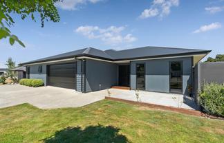 61 Marine Corps Drive, Masterton