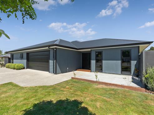 61 Marine Corps Drive, Solway