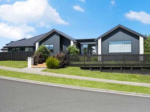 45 Sylvester Crescent, Flagstaff