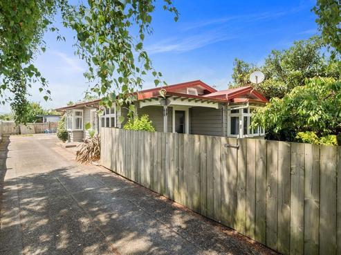 8 Ann Street, Victoria