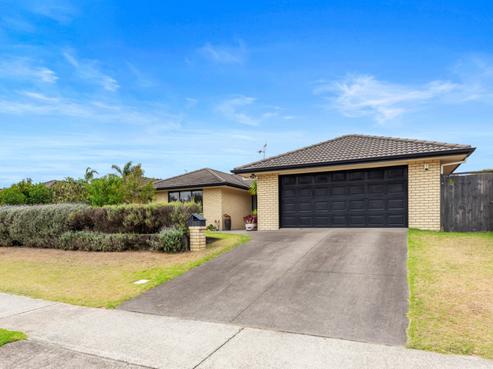 35 Golden Sands Drive, Papamoa
