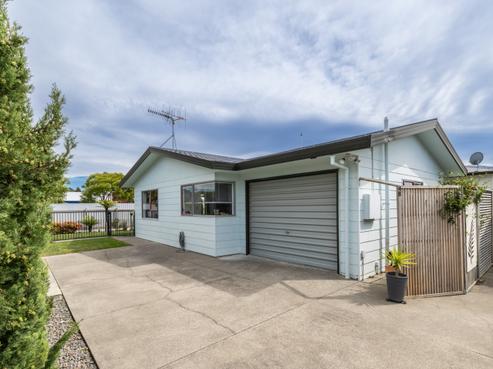 4B Windsor Terrace, Taradale