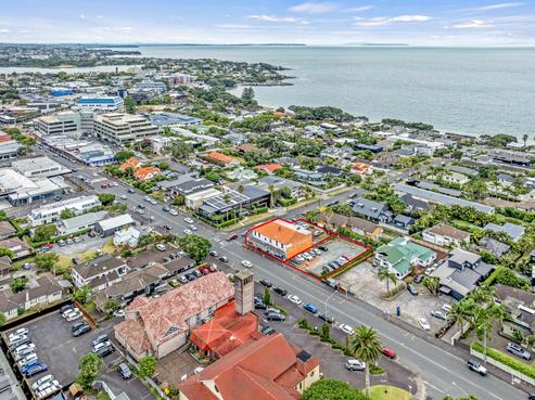 408 Lake Road, Takapuna