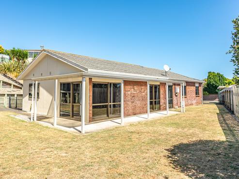 28 Treadwell Street, Springvale