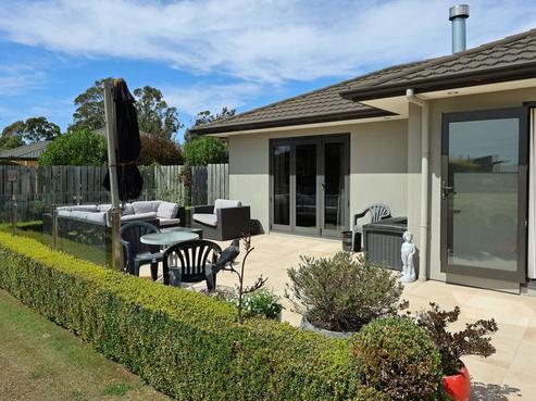 58D Essex Street, Weston