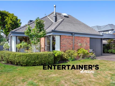 32 Saint Columbans Grove, Boulcott