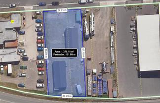 Central City Large Yard with Power