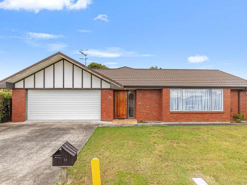 11 Sutherland Crescent, Westbrook