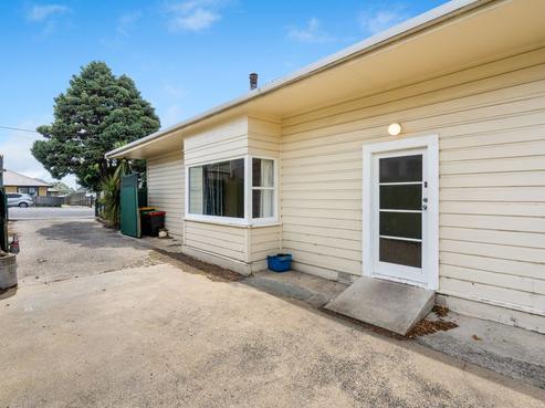 65 Law Street, Caversham