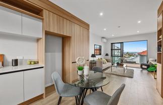 5/1B Egremont Street, Belmont