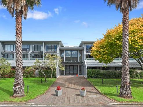 16/30B Westward Ho, Glen Eden