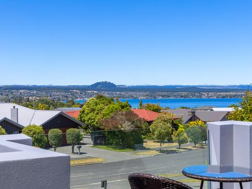 14 Punawai Place, Nukuhau