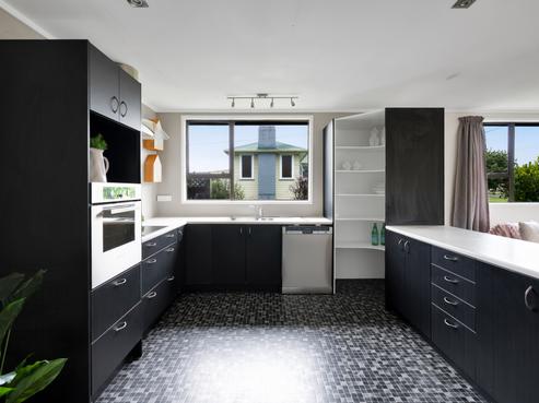84 Strange Street, Waitara