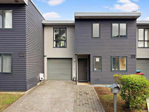 18 Saintly Lane, Avondale