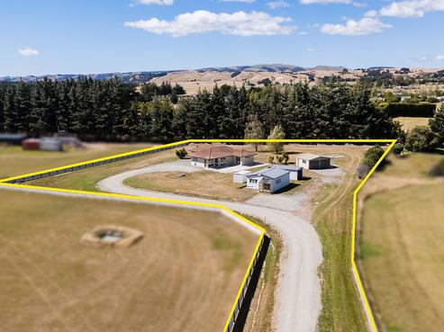 203 Lake Ferry Road, Martinborough