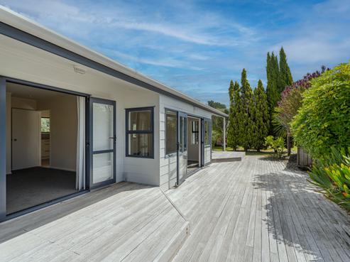 60 Beaumont Green, Pauanui