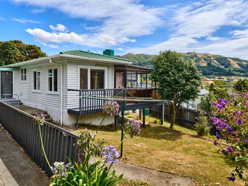 3 Roberts Street, Tawa
