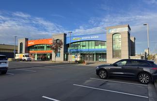 Executive city fringe office