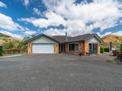 21 Parker Road, Huntly