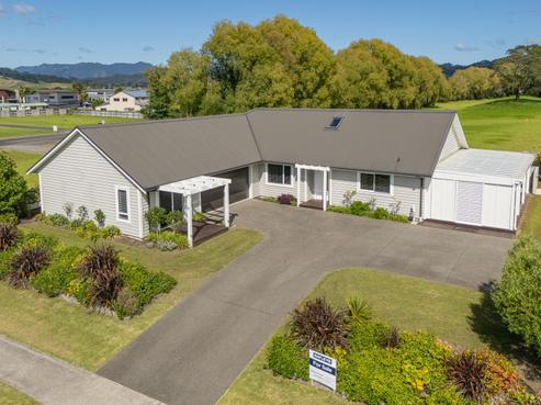 5 Lady Jocelyn Place, Whitianga