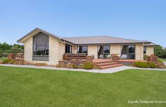 198 Parsons Road, Weston