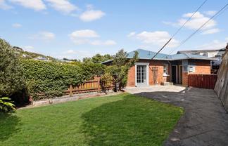 44 Tio Tio Road, Miramar