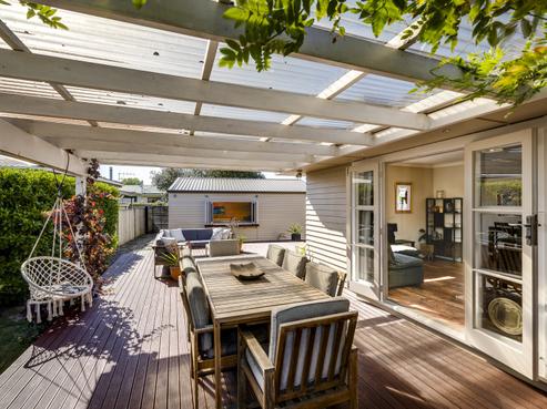 43 Neeve Road, Taradale