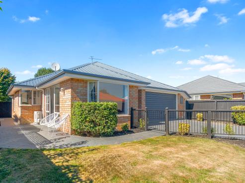 4 Ashmore Lane, Strowan