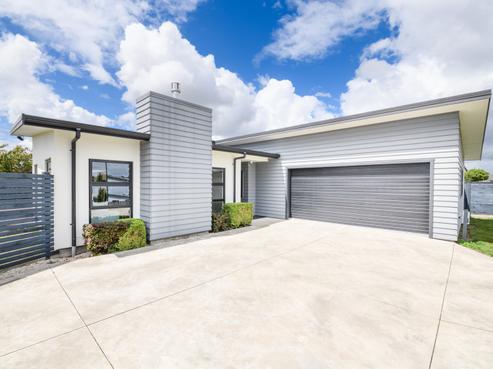 32 Dogwood Way, Milson