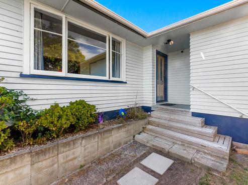1 Sarona Avenue, Glen Eden
