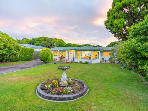 52 Kohekohe Road, Waikanae