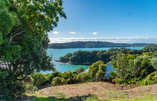 61 Kennedy Point Road, Surfdale