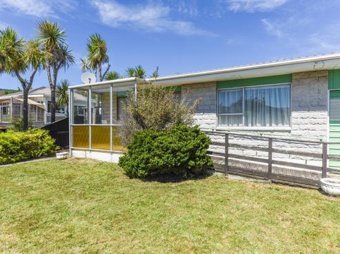 1/3 Louisson Avenue, Stoke