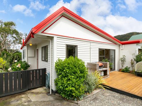 17A Govind Grove, Ngaio