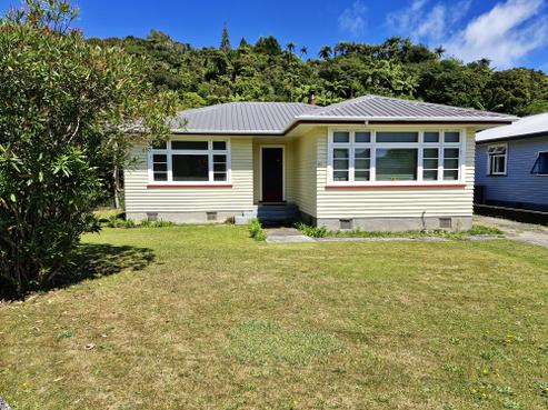 82 Marlborough Street, Greymouth