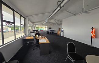 Tidy Industrial Office 