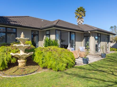 114 Wentworth Drive, Rototuna North