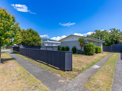 20 Runuku Grove, Turangi