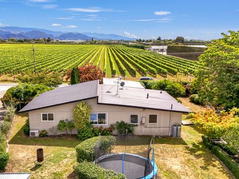 28 Hau Road, Motueka